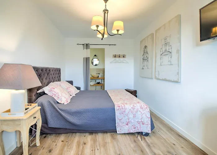 Frühstückspension Au Des Vignes Montagne (Gironde)